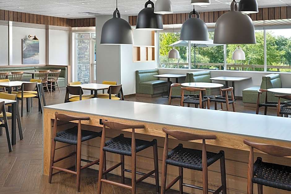 Fairfield Inn & Suites by Marriott South Kingstown Newport Area
