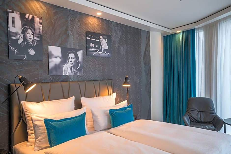 Motel One Berlin-Upper West