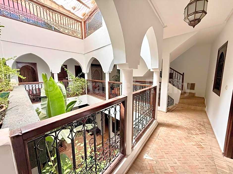 Riad Achwaq