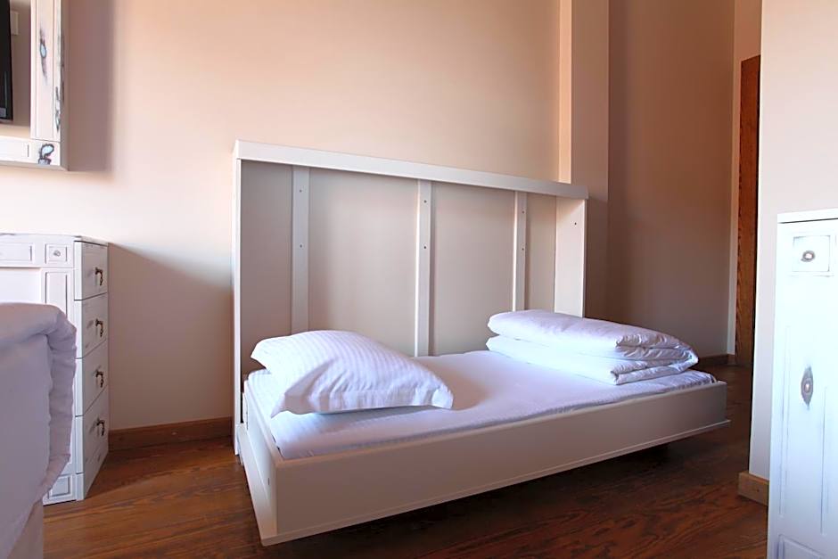 Orchis Hotel