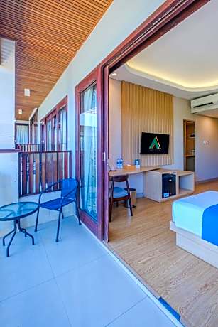 Deluxe Double or Twin Room with Pool View
