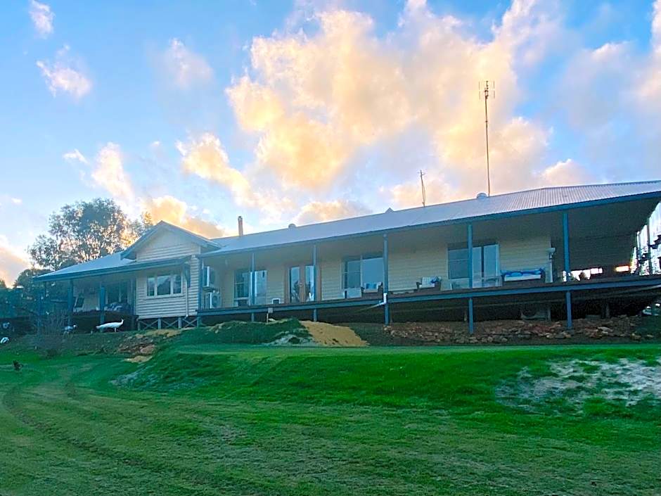 Sandalwood Downs Fabulous Farm Stay TOODYAY