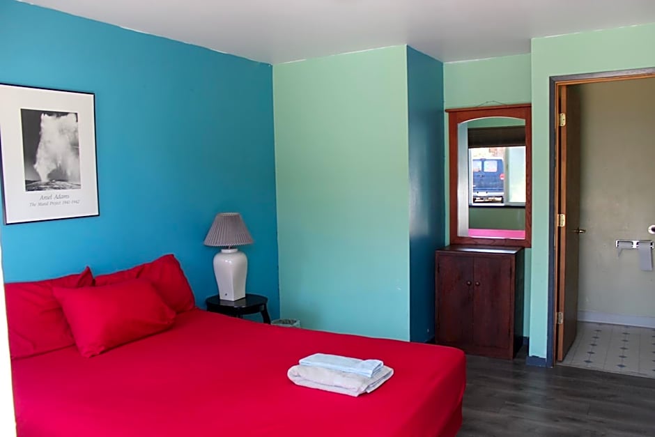 Seaside International Hostel