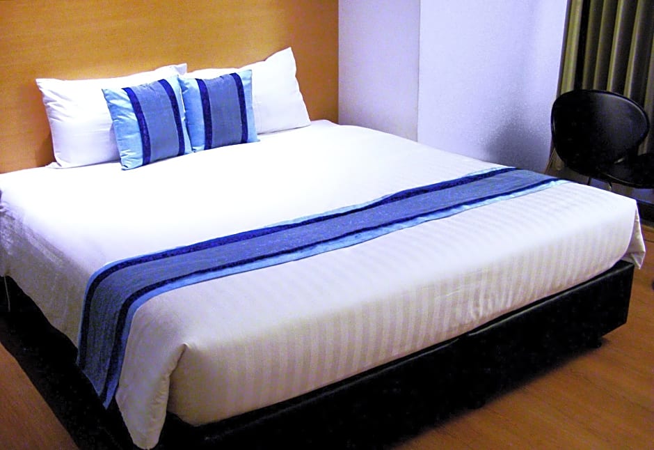 Iyarin@tuk Chang Ratchayothin Hotel