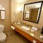Holiday Inn Express Saltillo Zona Aeropuerto By IHG