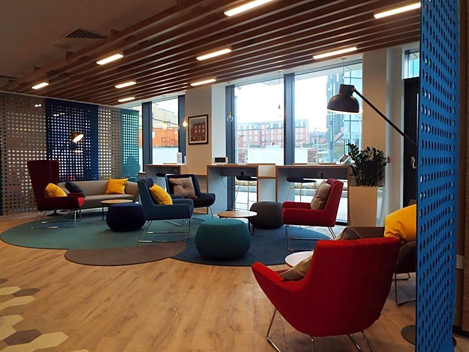 Holiday Inn Express Stockport By IHG