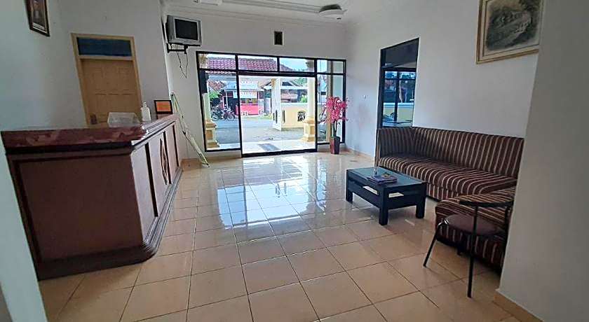 Hotel Akbar Banyumas RedPartner