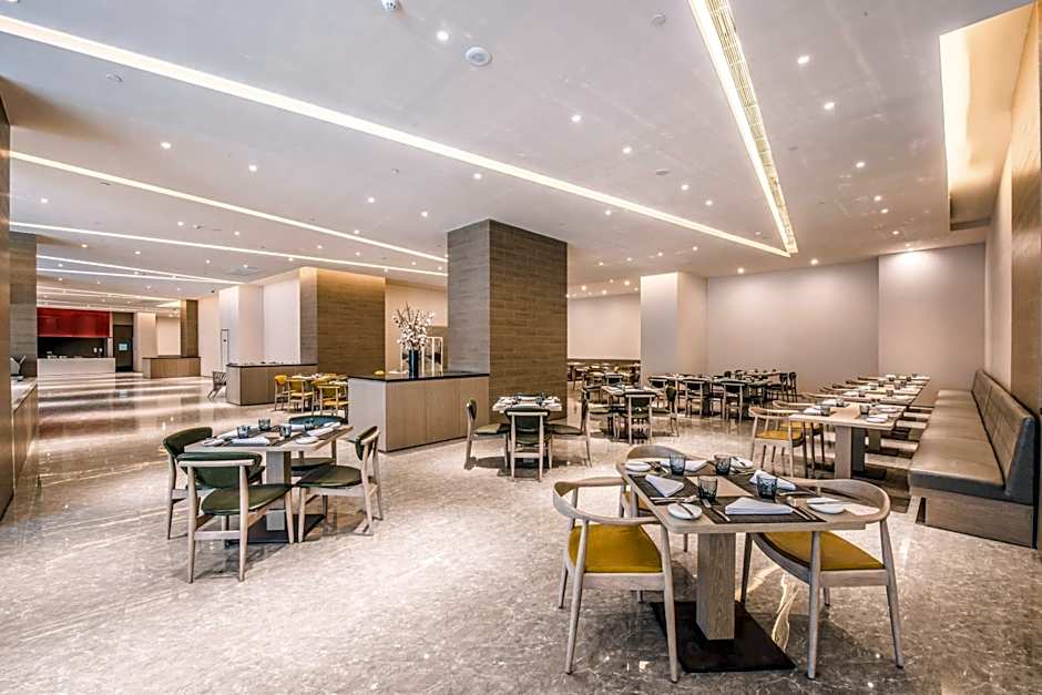 Q-Box Hotel Shanghai Sanjiagang -Offer Pudong International Airport and Disney shuttle