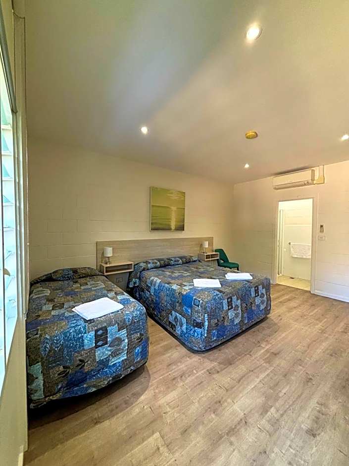 Time and Tide Hotel Motel