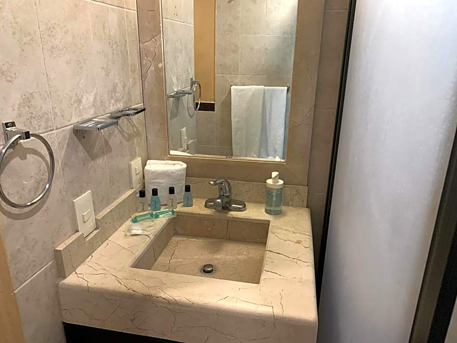 Hotel Escala Puebla Centro