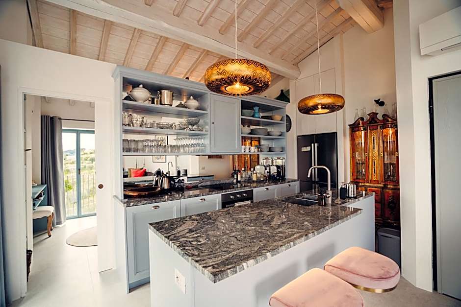 Borgo 69 Villas & Suites