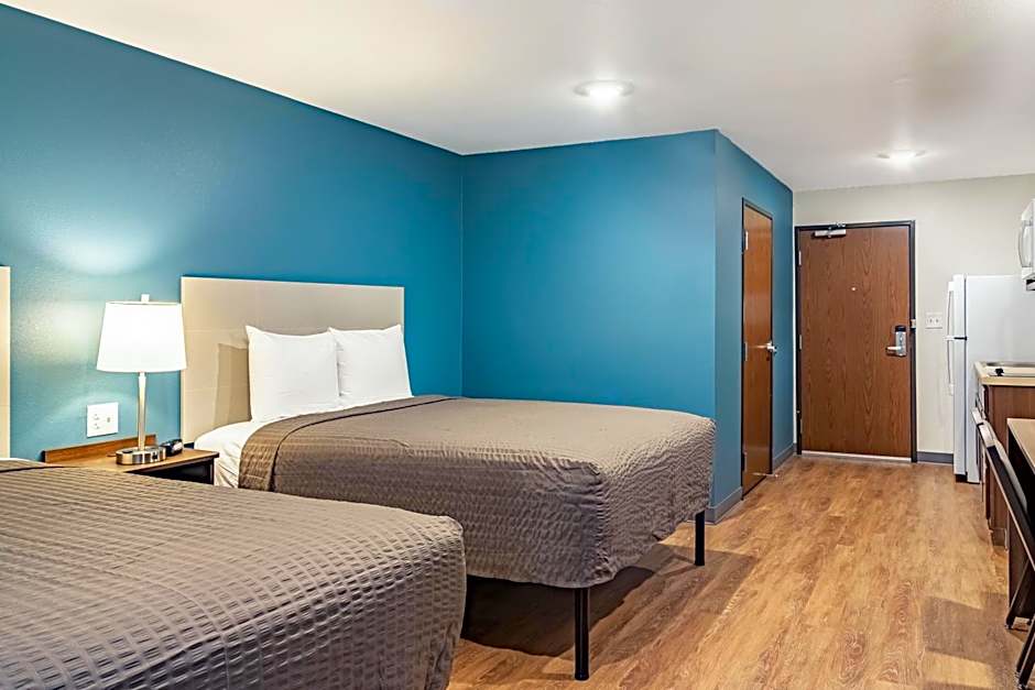 WoodSpring Suites Toledo Maumee