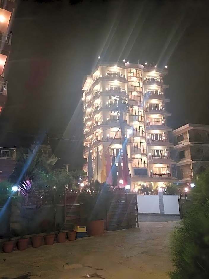 Hotel White Pearl