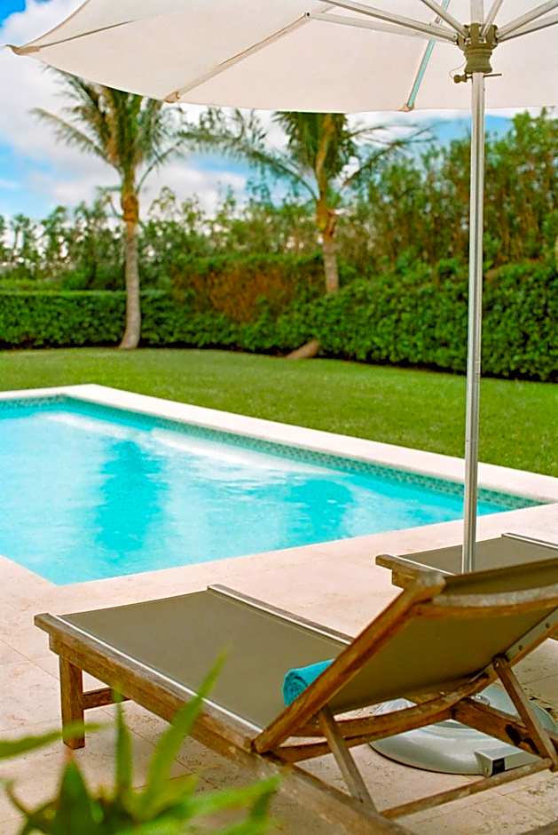 The Loren at Pink Beach