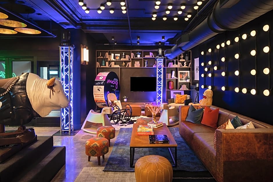 Moxy Houston Downtown