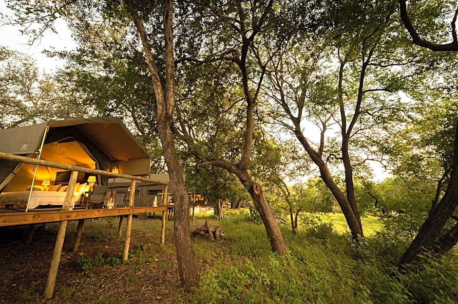 Rukiya Safari Camp
