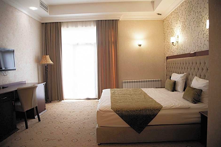 Capitol Hotel