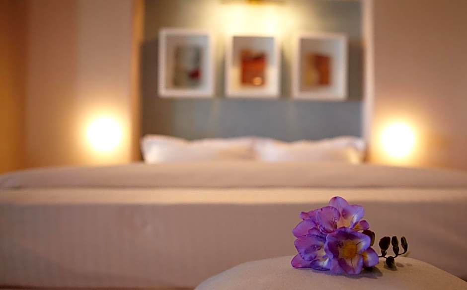 Voreina Gallery Suites