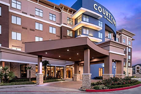 Courtyard by Marriott Houston Kingwood