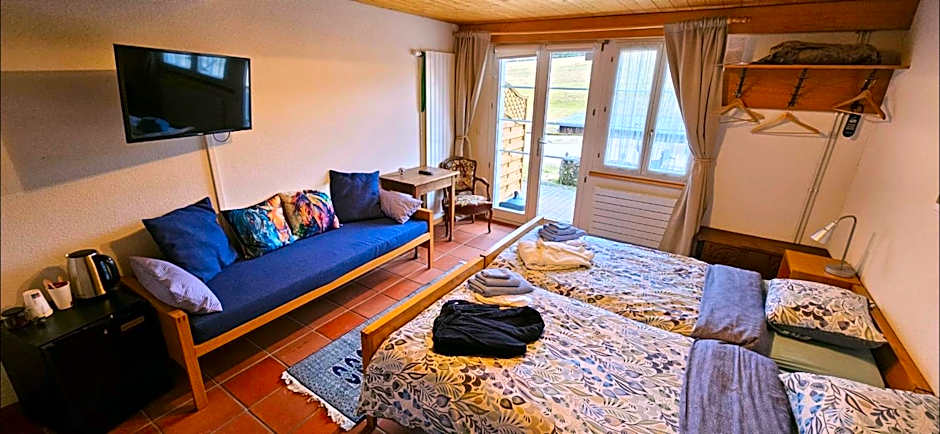 Miramont Horse Trekking Hostel