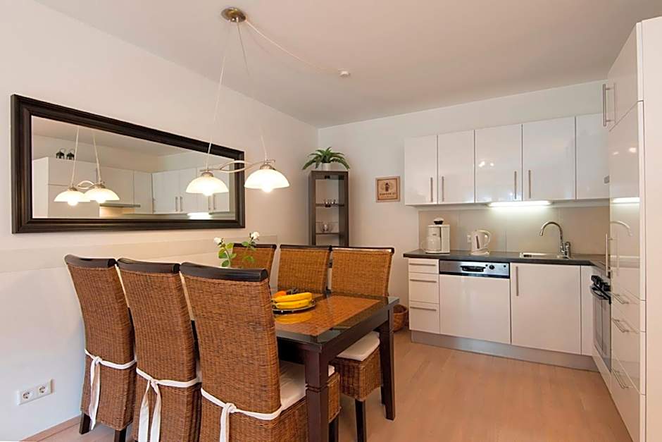 Sonnenwende by AlpenTravel