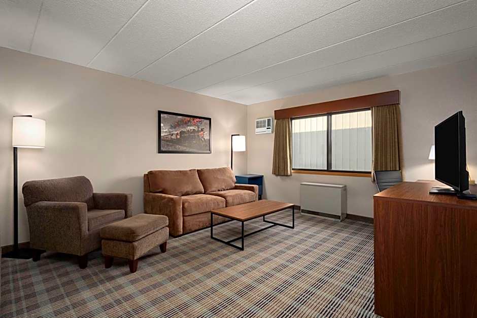 AmericInn by Wyndham Roseau