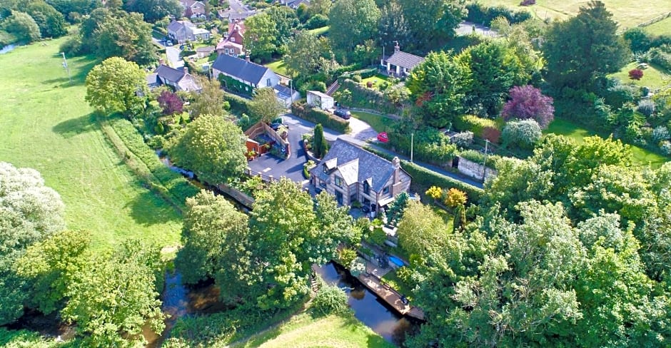 Waterfield House B&B