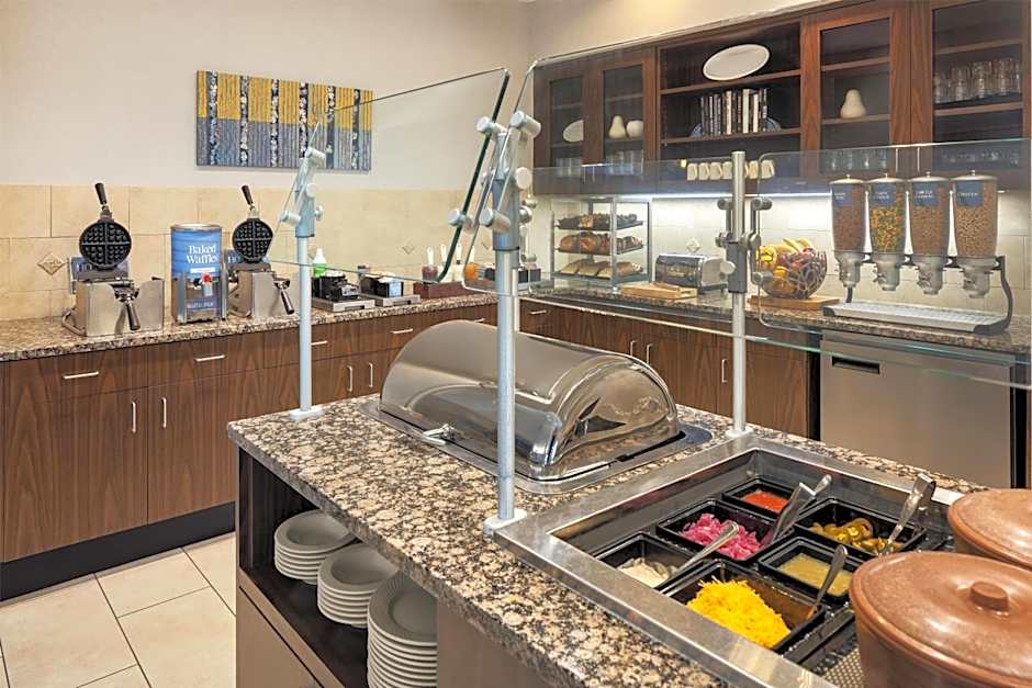 Homewood Suites by Hilton Minneapolis-New Brighton