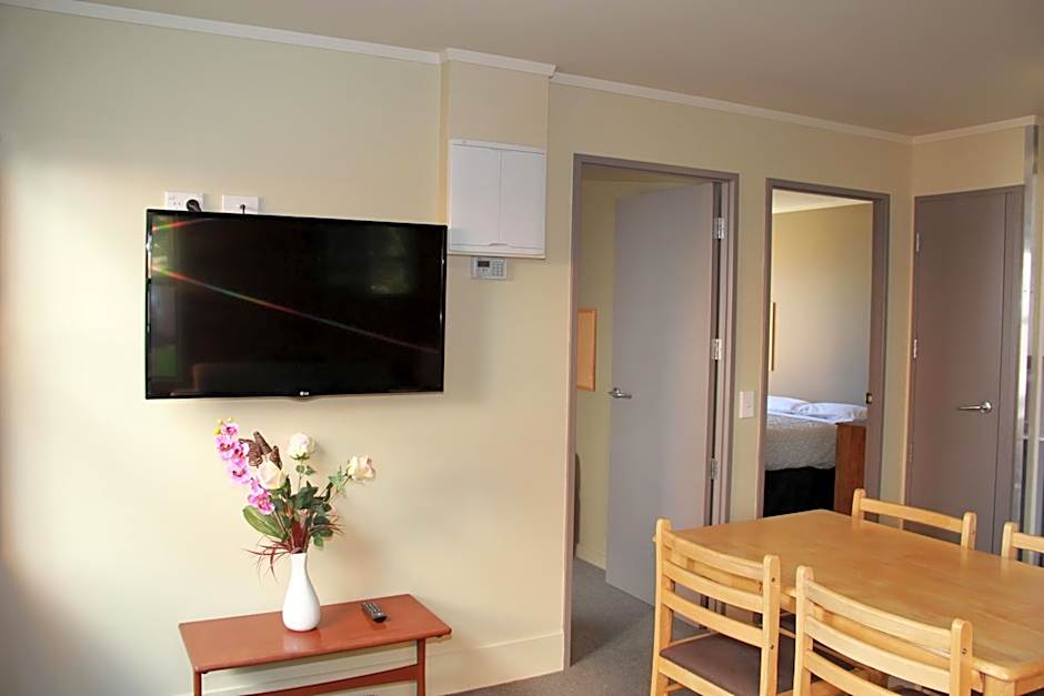 Photo 1 of 32 of Nikau Apartments
