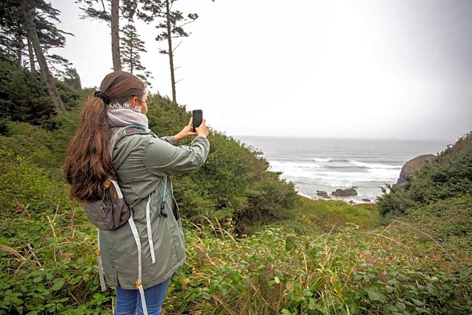 Inn at Haystack Rock