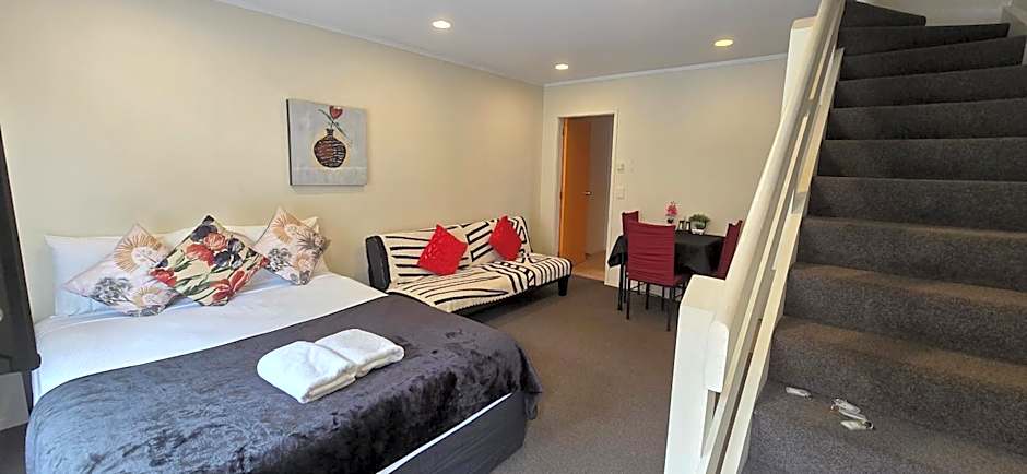 Baden Lodge Motel - PRIVATE SPA Bath
