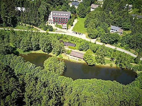Waldhaus am See