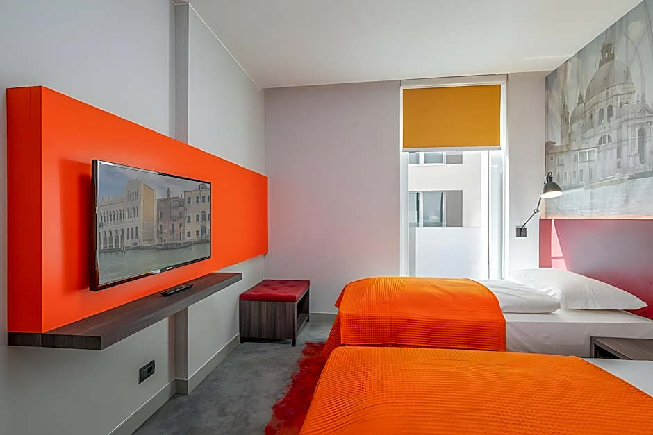 CAMPANILE DUISBURG CITY