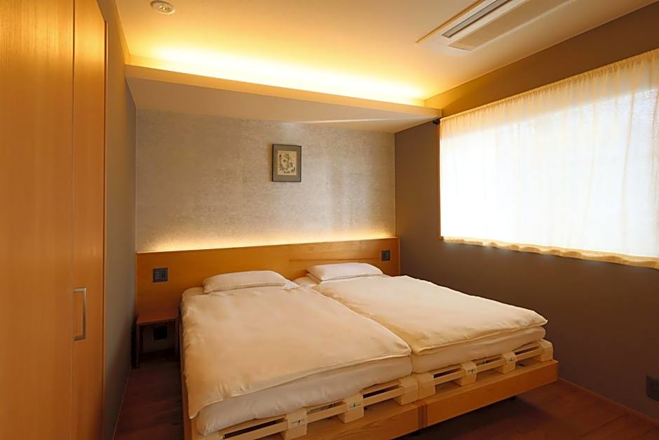 Neon Hotel - Luxury Sleep Retreat -