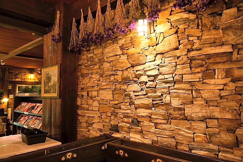 Provence Rose Lodge in Ching Jing B&B