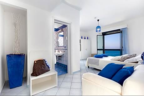 Superior Double or Twin Room with Sea View