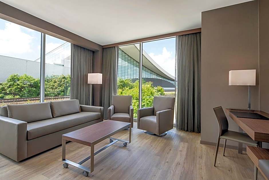 AC Hotel by Marriott Pittsburgh Downtown