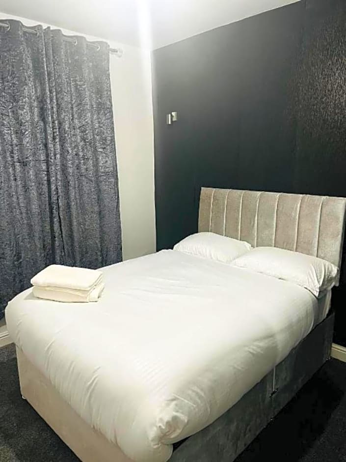 OYO The Pleasant House