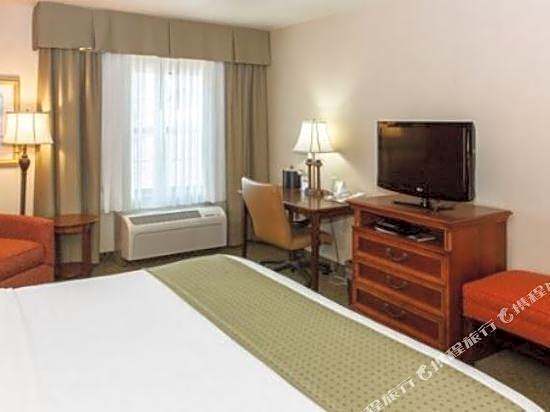 The Elms Hotel
