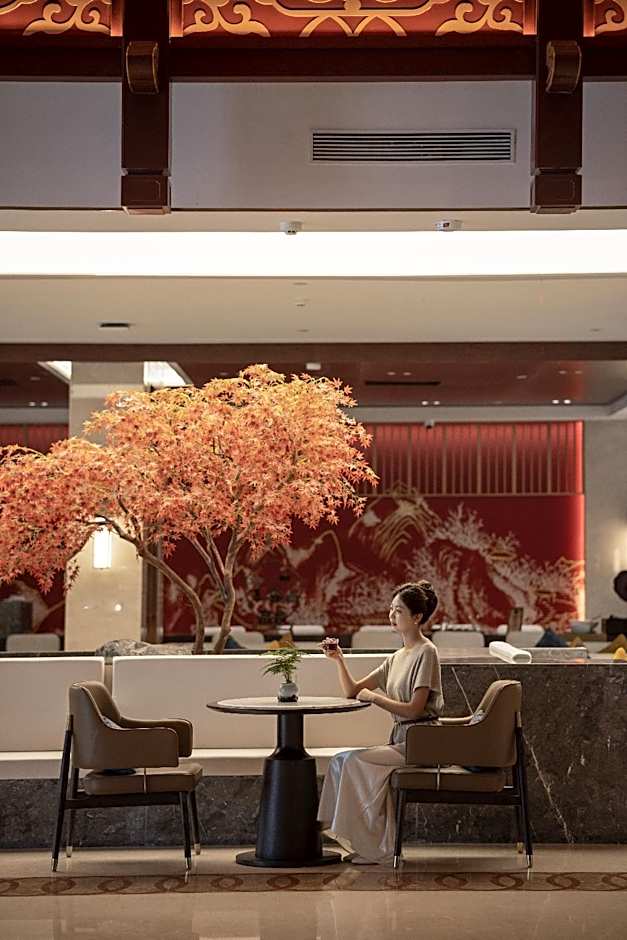Wudangshan Jianguo Hotel