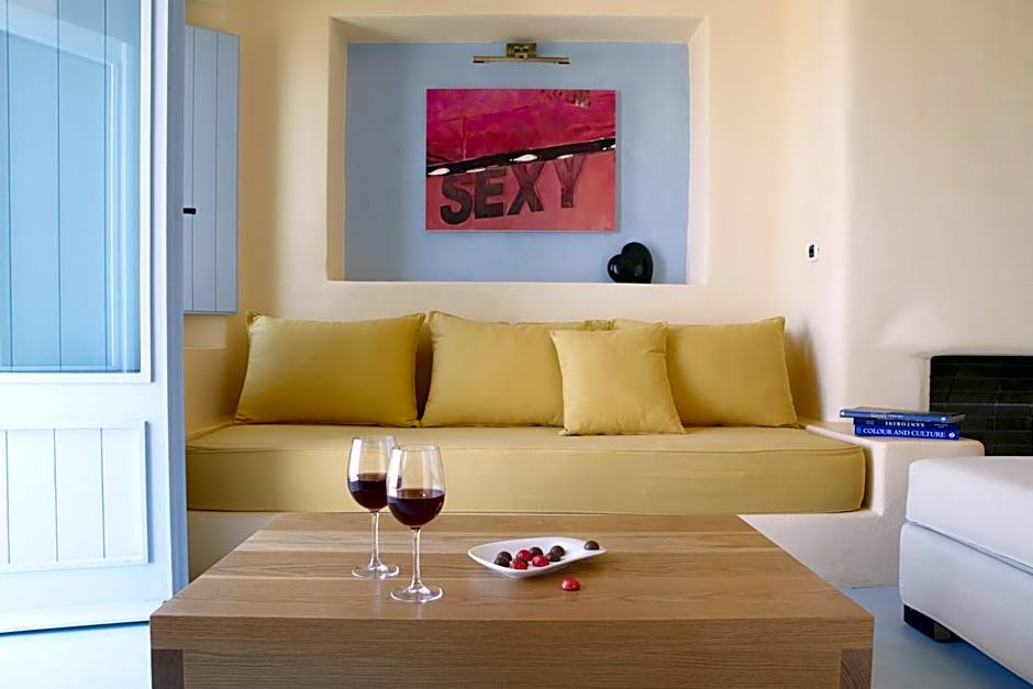 Voreina Gallery Suites