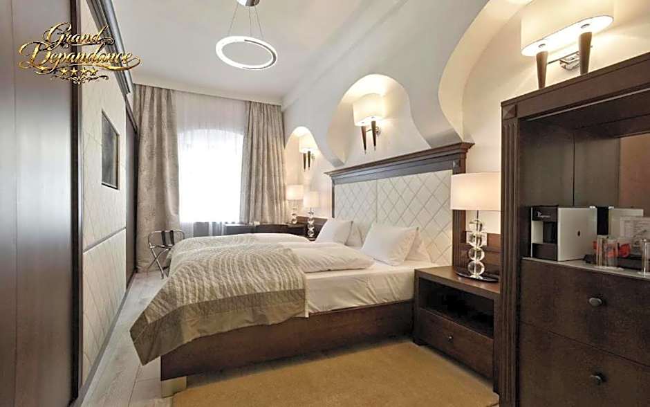 Hotel Grand