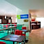 Holiday Inn Express & Suites Queretaro By IHG