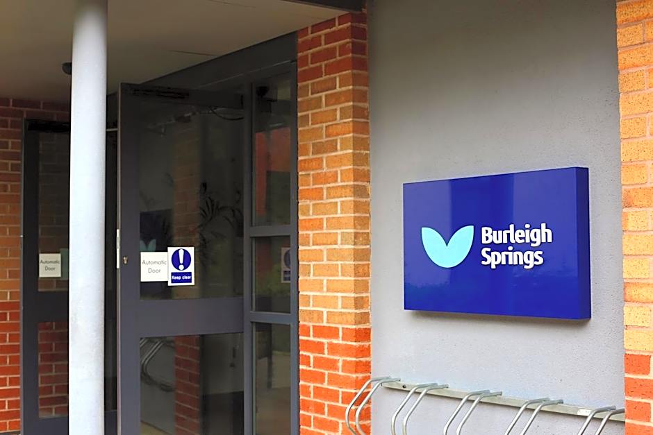 Burleigh Court Hotel and Leisure