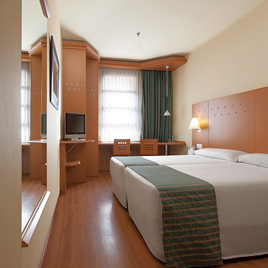 NH Express Las Artes