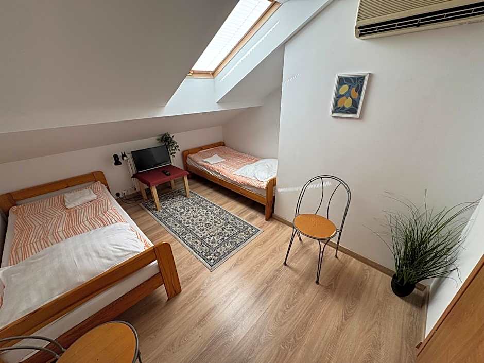 Motel S7