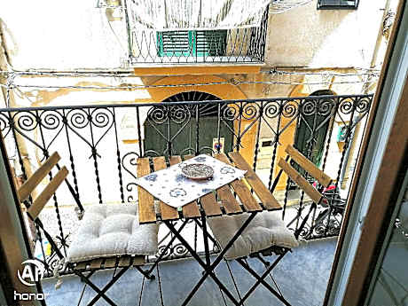 Mediterranea Sicilia- Casa Dei Normanni-Costanza