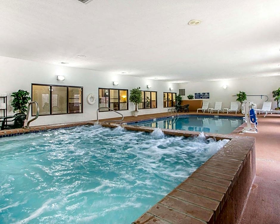 Comfort Suites - Jefferson City