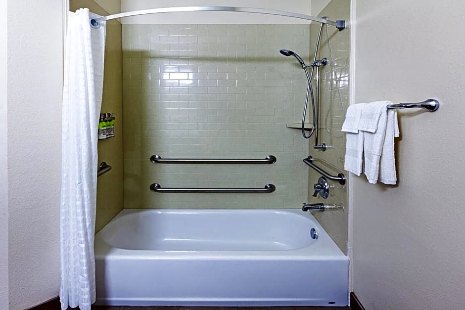Candlewood Suites Midland By IHG