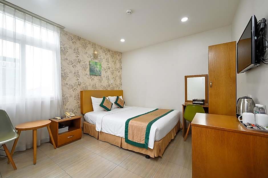 Camila Airport Hotel